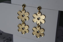 Load image into Gallery viewer, Enid earrings in gold mirror
